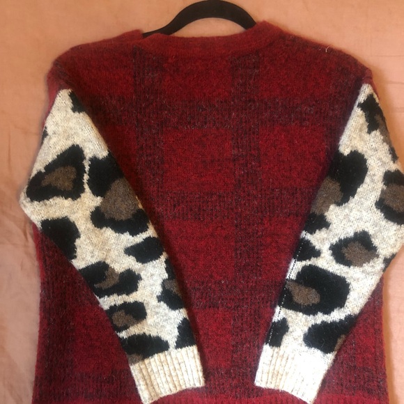 Oak & Ivy Sweater - Picture 3 of 3